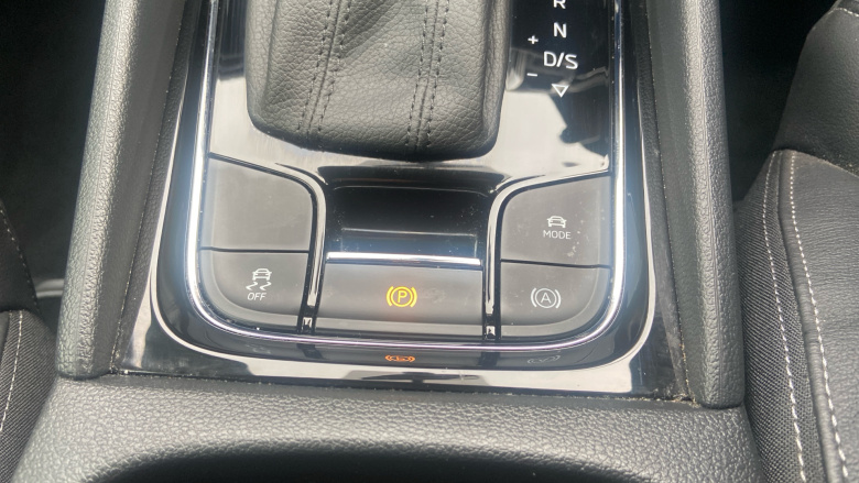 Skoda Karoq 1.5 TSI SE L 5dr DSG Petrol Estate